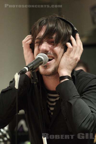 ED-AKE - 2007-03-06 - PARIS - Studios Plus XXX - 